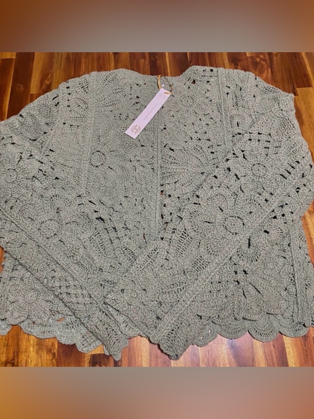 NWT House of Harlow 1960 Olive Sage Openwork Crochet Cardigan small - Picture 2 of 10